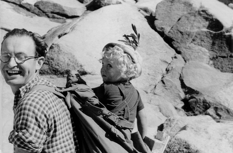 Jürgen and Rainer hiking in Sequoia Nationa Park